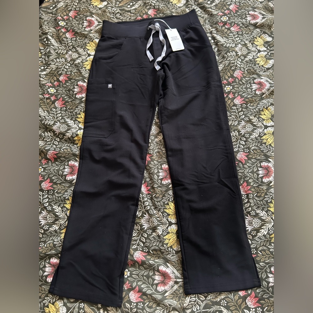 Set of 2 Figs Kade Scrub Pants